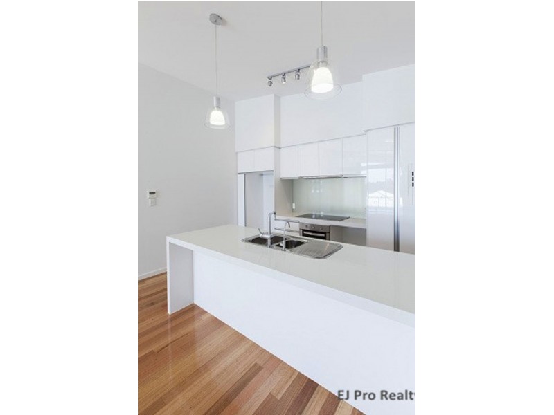 32/125 Bulimba Street, Bulimba QLD 4171