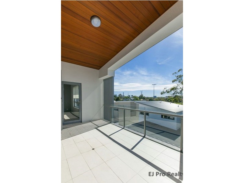 32/125 Bulimba Street, Bulimba QLD 4171