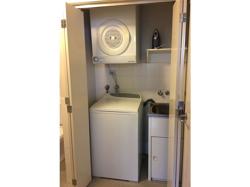 48/2 Campbell St, Toowong QLD 4066