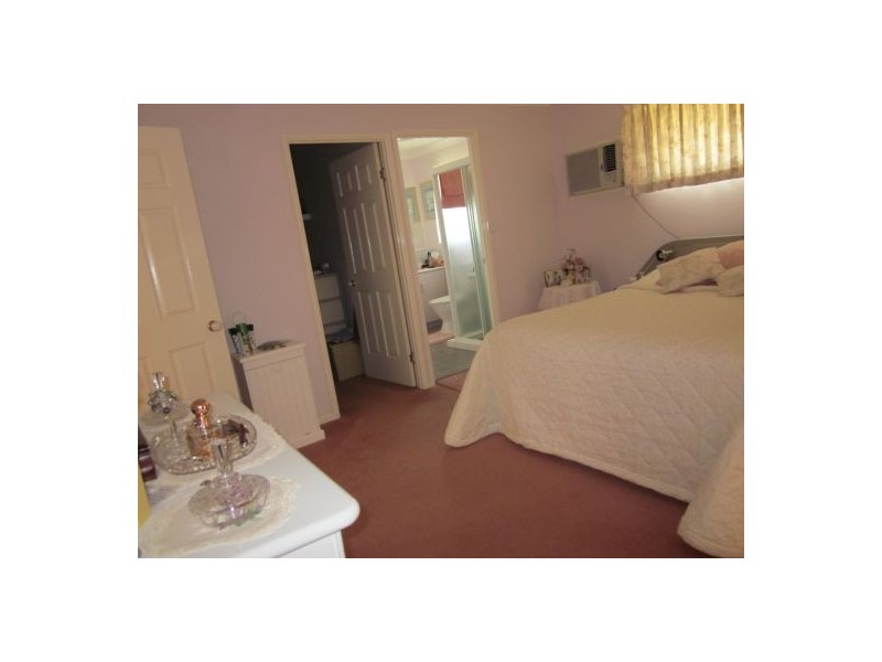 Logan Reserve QLD 4133