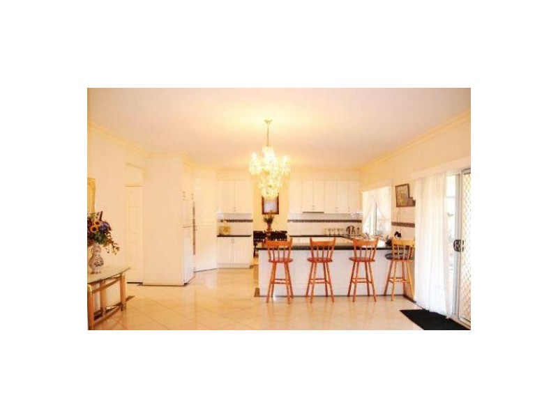 8 Adios Close, Sunnybank Hills QLD 4109