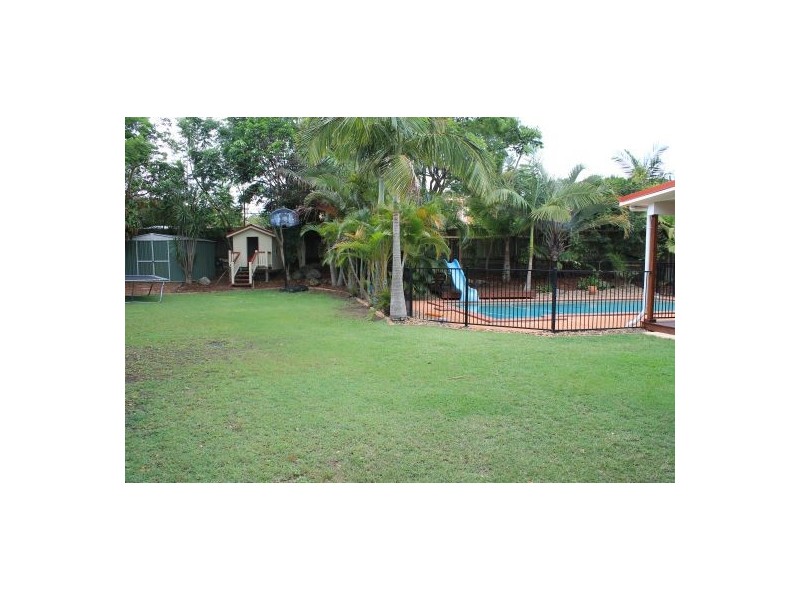 #15 Narrun Place, Eight Mile Plains QLD 4113