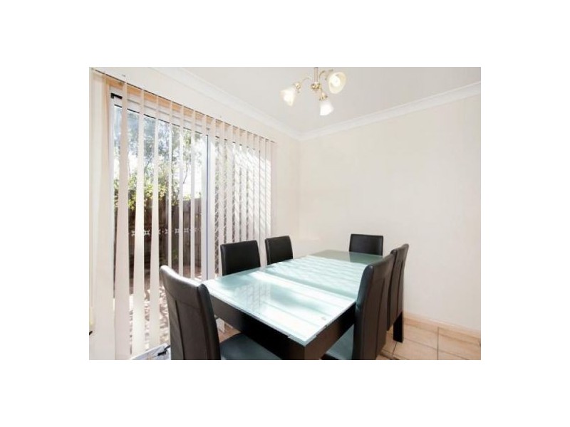 580 Seventeen Mile Rocks Rd, Sinnamon Park QLD 4073