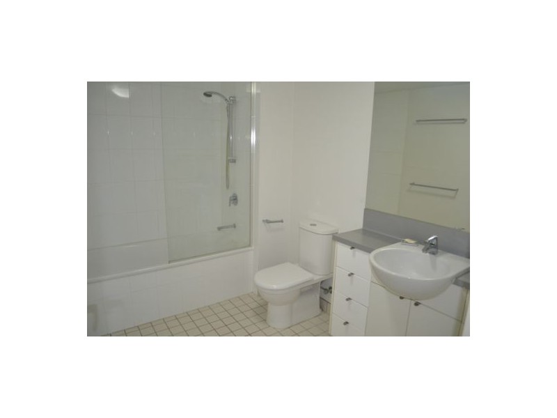 53 Commercial Rd, Teneriffe QLD 4005