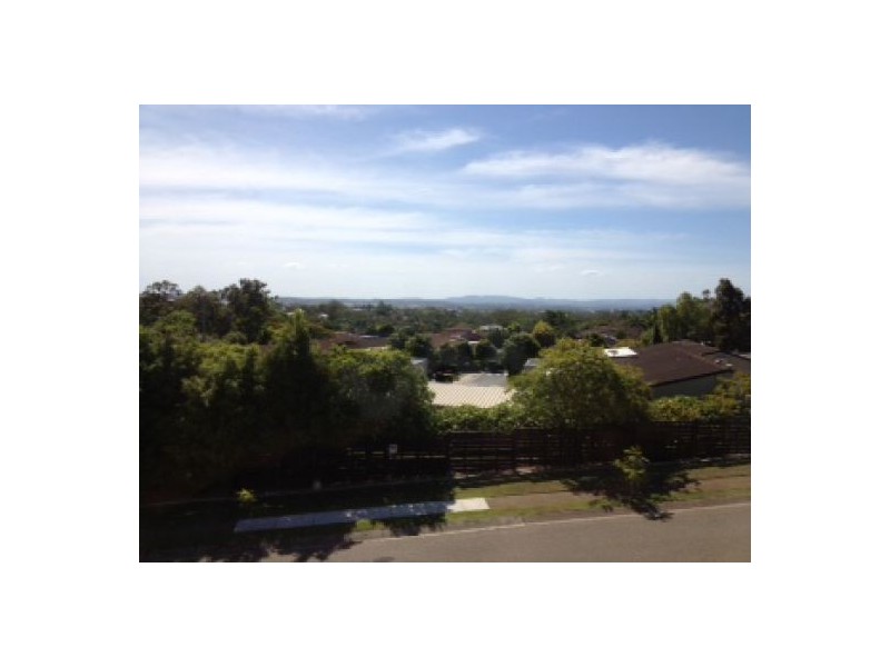 1 Romulus St, Robertson QLD 4109