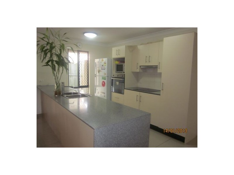 1 Bowerbird Pl, Calamvale QLD 4116