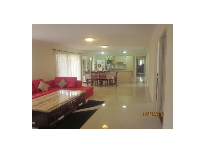 1 Bowerbird Pl, Calamvale QLD 4116