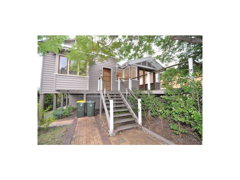 58 Wylie, Coorparoo QLD 4151