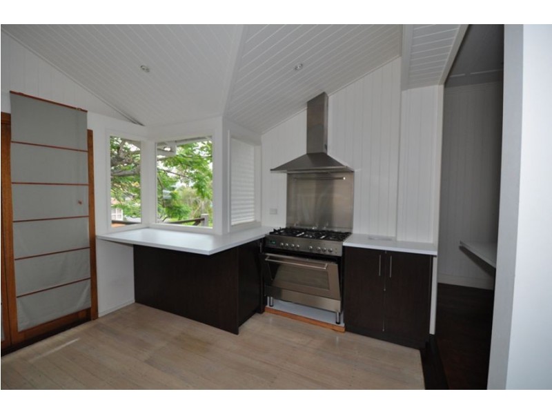 58 Wylie, Coorparoo QLD 4151