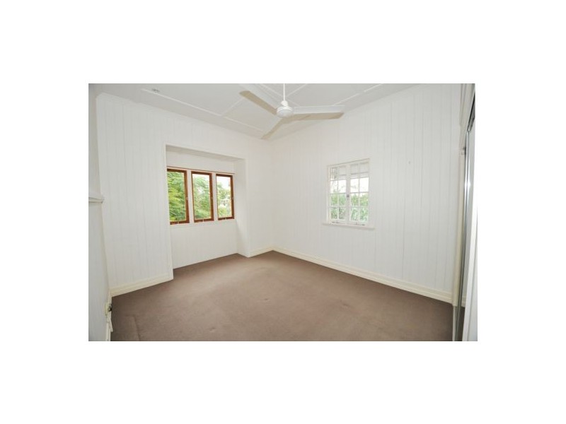 58 Wylie, Coorparoo QLD 4151