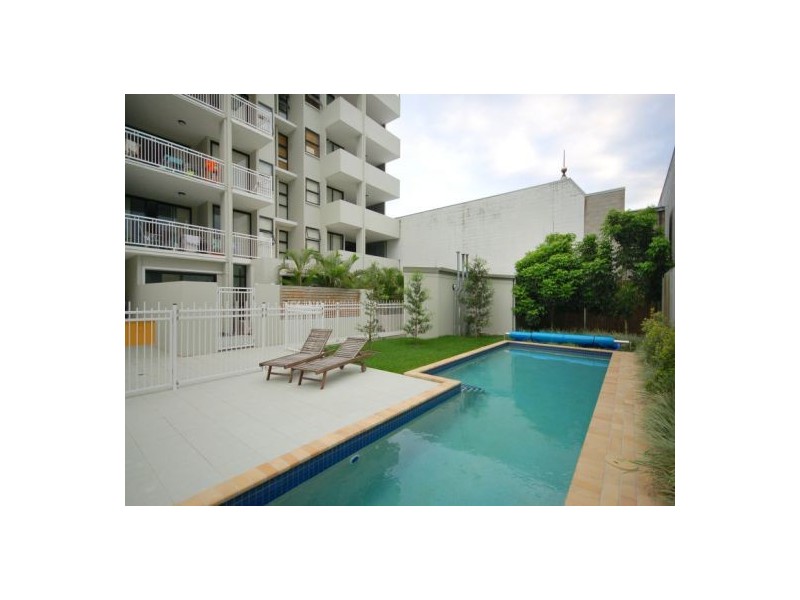 12/9-11 Manning Street, South Brisbane QLD 4101