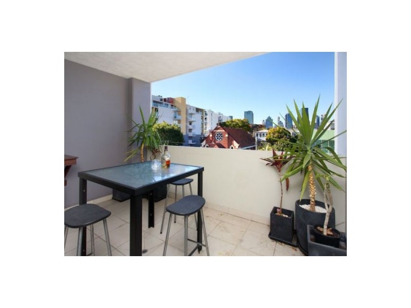 15/9-11 Manning Street, South Brisbane QLD 4101