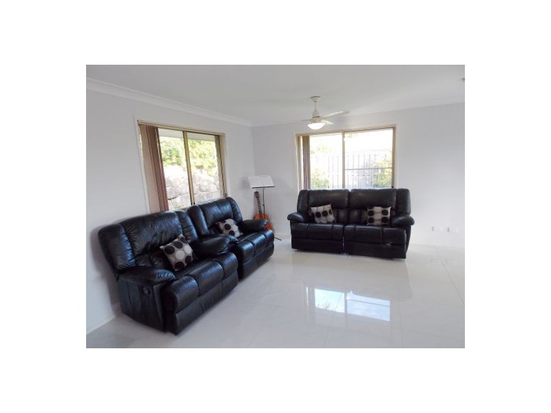 25 Moneghetti Place, Calamvale QLD 4116