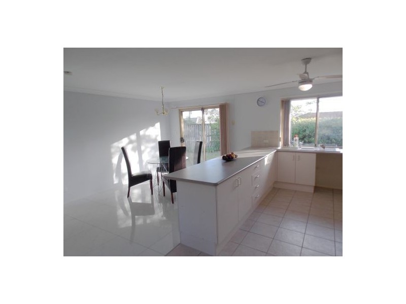 25 Moneghetti Place, Calamvale QLD 4116