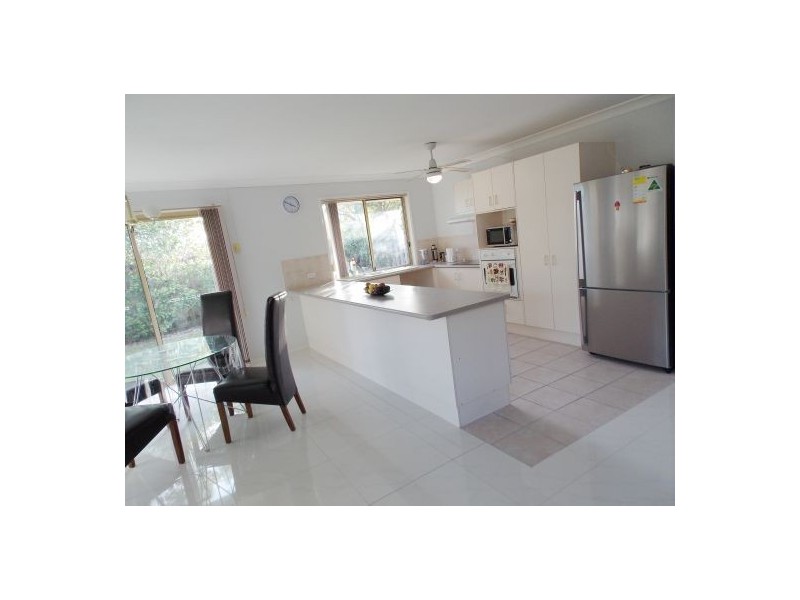 25 Moneghetti Place, Calamvale QLD 4116