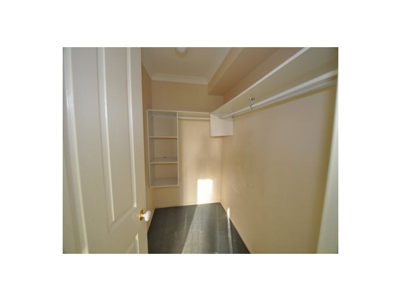 580 Seventeen Mile Rocks Road, Sinnamon Park QLD 4073