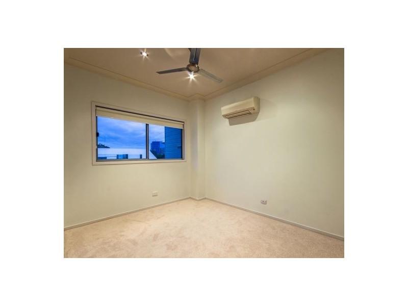 10 Okeden St, Toowong QLD 4066