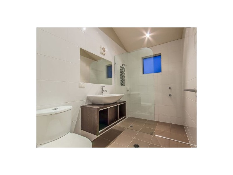 10 Okeden St, Toowong QLD 4066