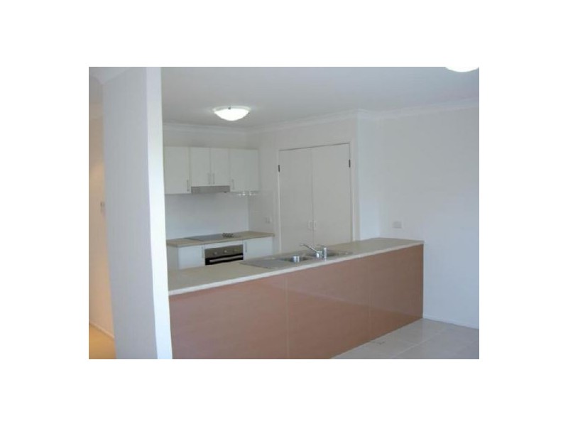 29/11 Portia St, Kingston QLD 4114