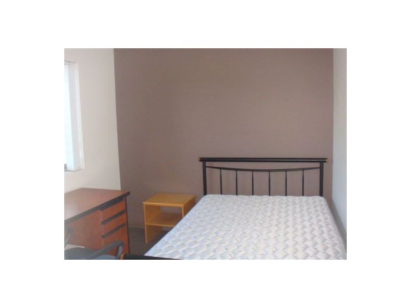 14 Legrand Street, Macgregor QLD 4109