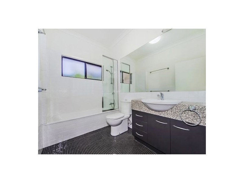 4/121 Indooroopilly Rd, Taringa QLD 4068