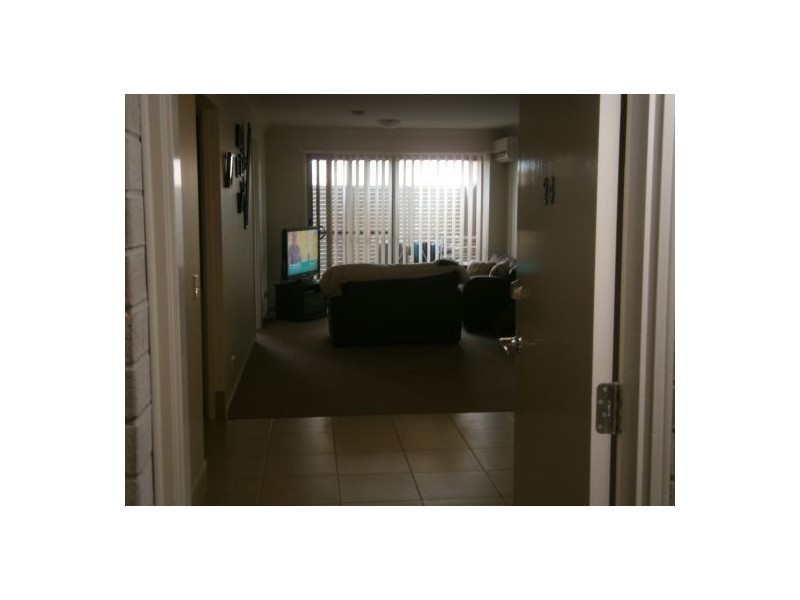 J38/149 Duffield Rd, Kallangur QLD 4503