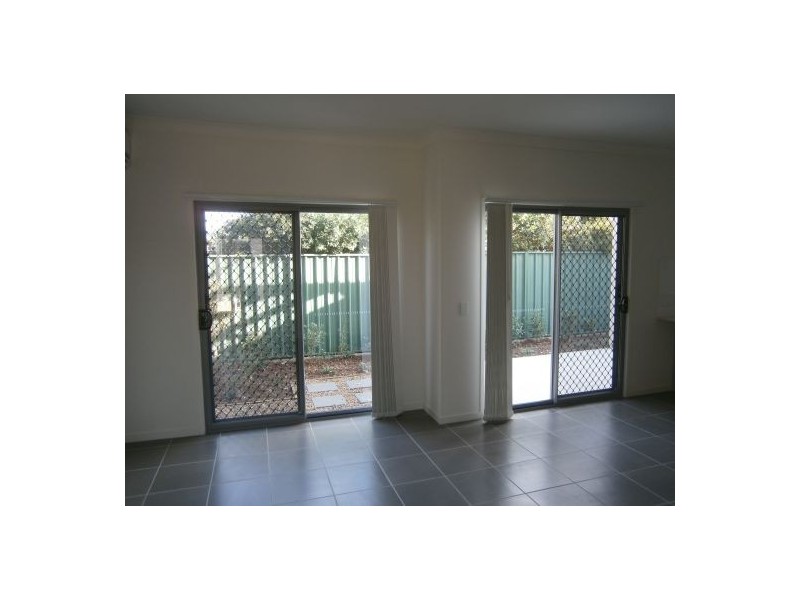 J48/127 Duffield Rd, Kallangur QLD 4503