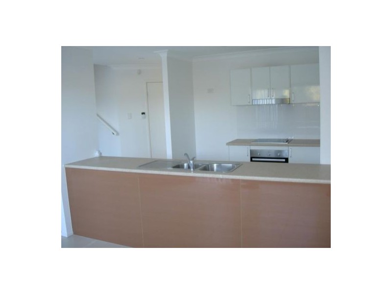 7/11 Portia Street, Kingston QLD 4114