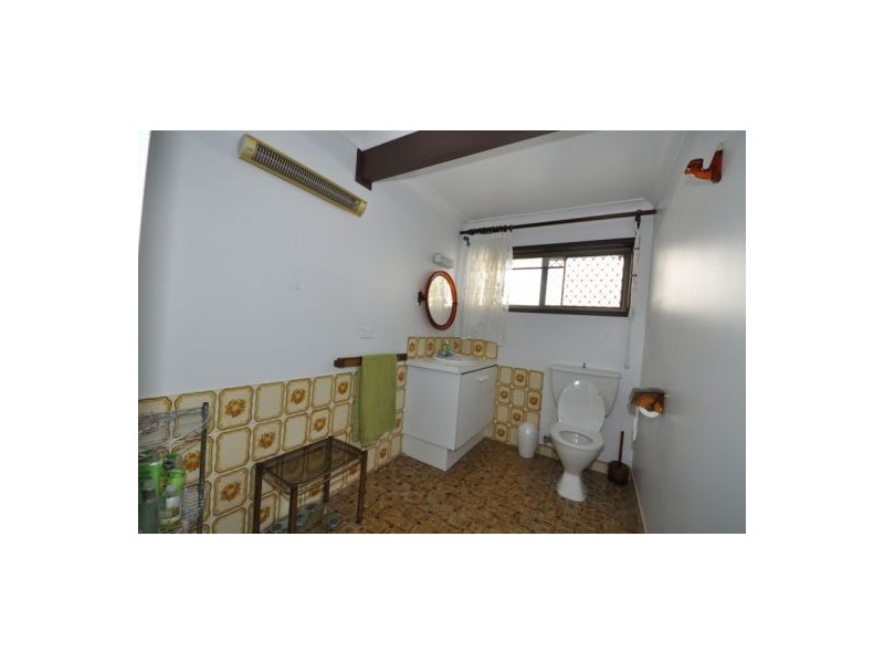 26a Marmindie, Chapel Hill QLD 4069