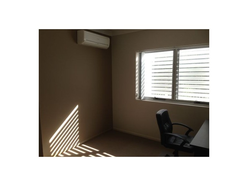 No.14 Le Grand Street, Macgregor QLD 4109