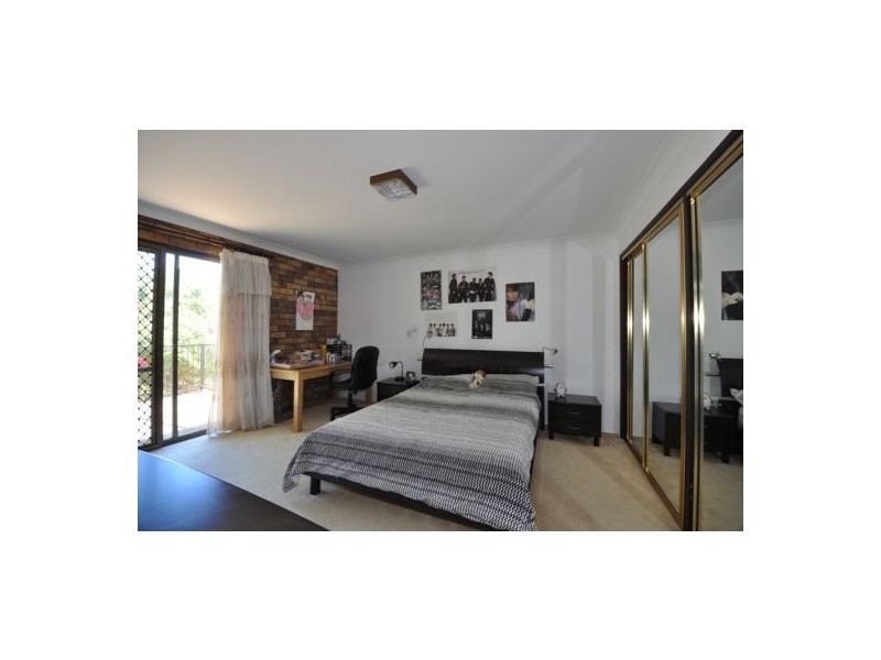 26b Marmindie St, Chapel Hill QLD 4069