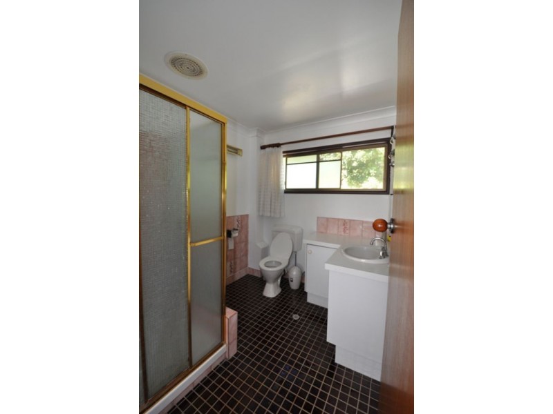 26b Marmindie St, Chapel Hill QLD 4069