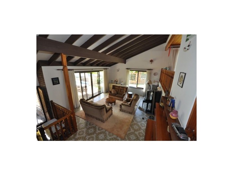 26b Marmindie St, Chapel Hill QLD 4069
