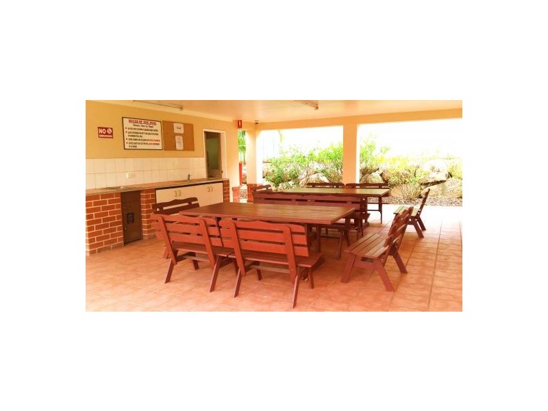 3/8 Manor St, Eight Mile Plains QLD 4113