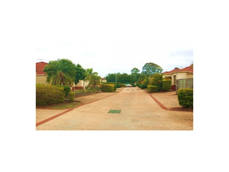 3/8 Manor St, Eight Mile Plains QLD 4113