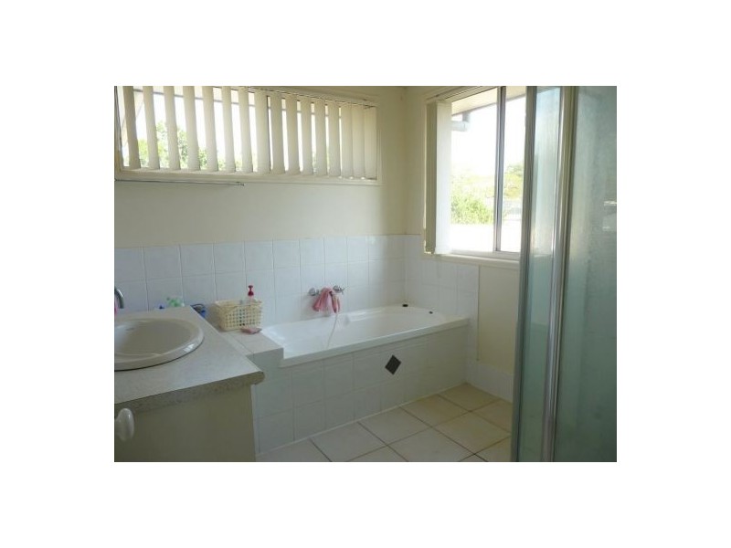 25 Central Avenue, Kuraby QLD 4112