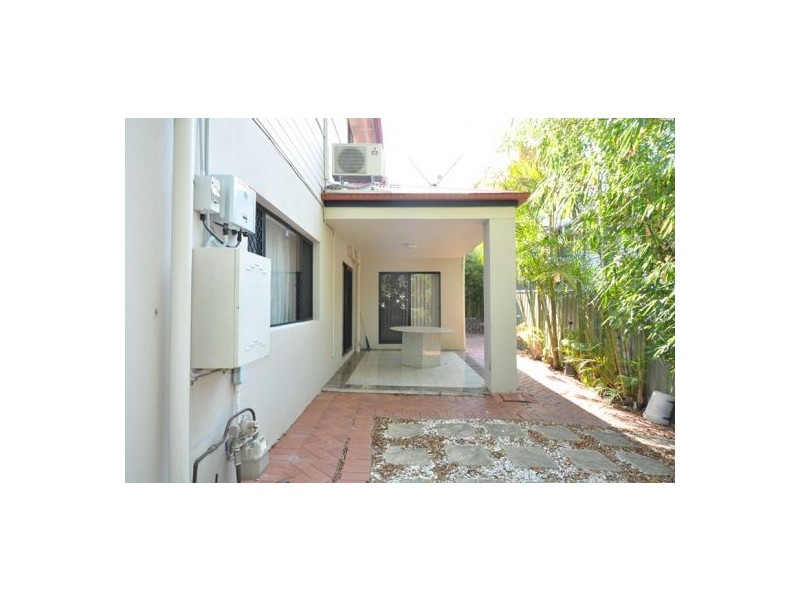 7 Normanby St, Indooroopilly QLD 4068