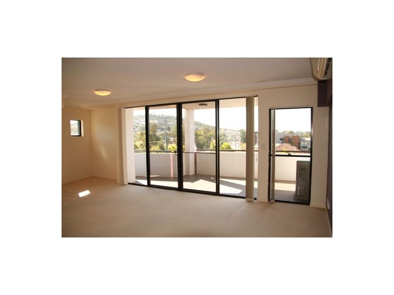 20 1884 Logan Rd, Upper Mount Gravatt QLD 4122