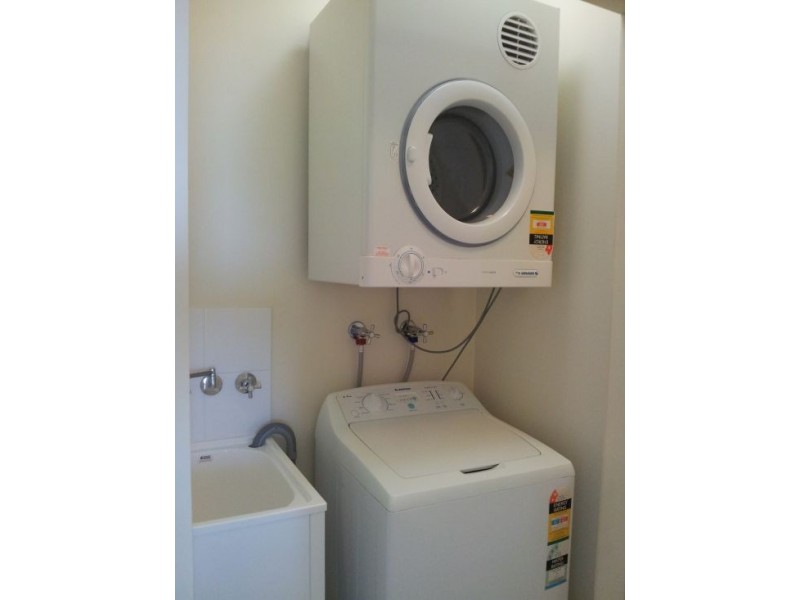 20 1884 Logan Rd, Upper Mount Gravatt QLD 4122