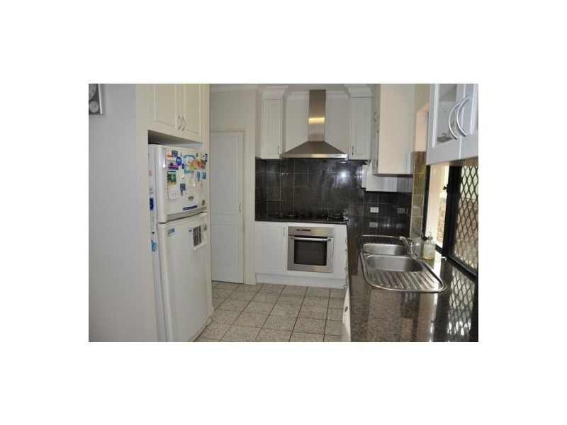 7a Normanby St, Indooroopilly QLD 4068