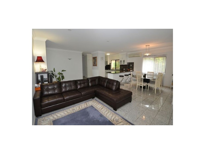 7a Normanby St, Indooroopilly QLD 4068