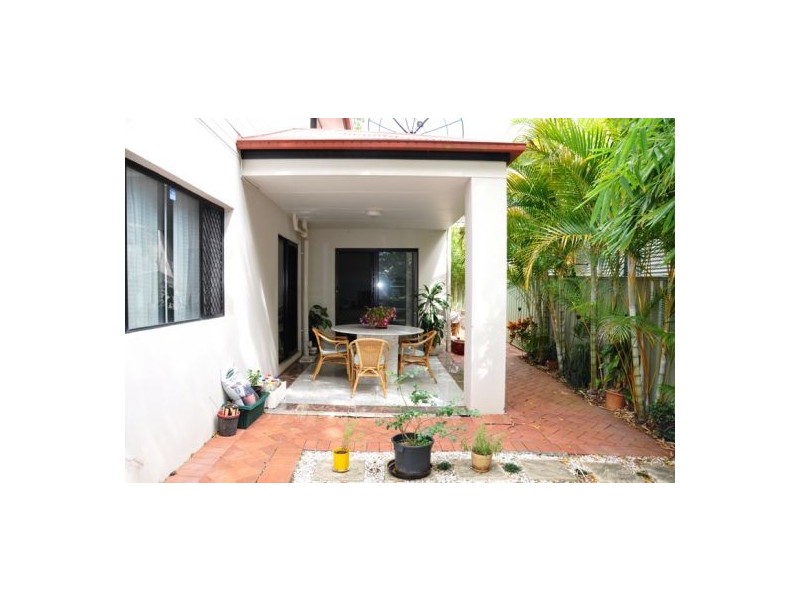 7a Normanby St, Indooroopilly QLD 4068