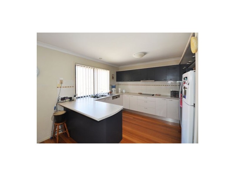 9 Pamela Place, Kenmore Hills QLD 4069