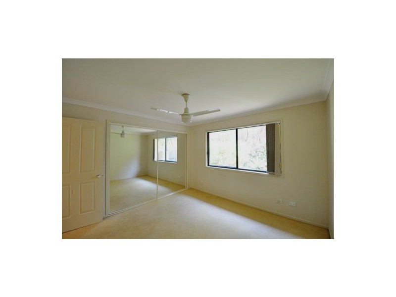 9 Pamela Place, Kenmore Hills QLD 4069