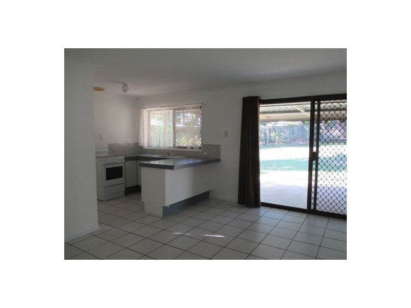 Hillcrest QLD 4118