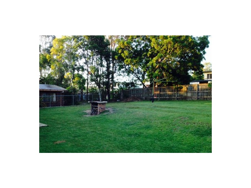Hillcrest QLD 4118