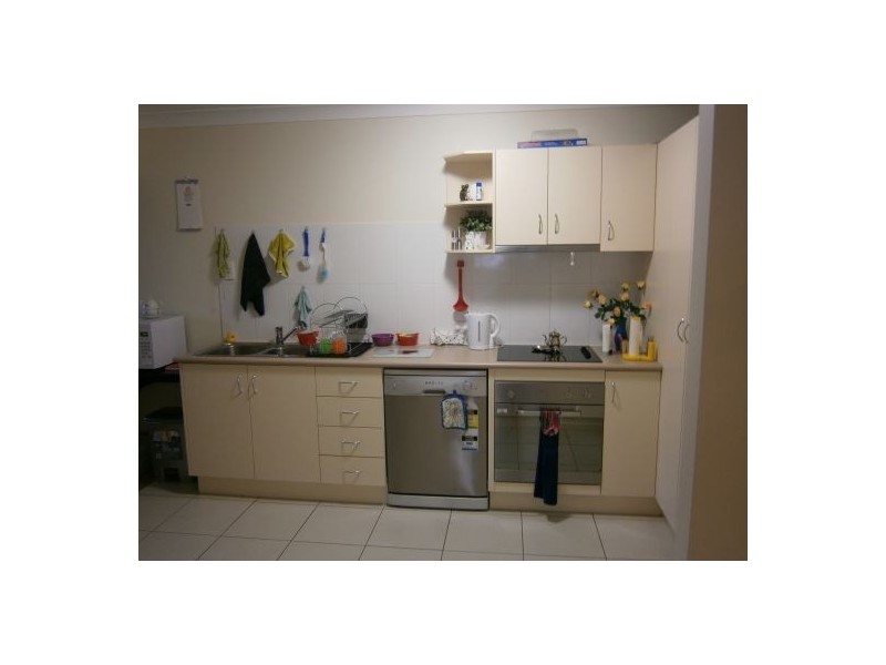 J8/137 Duffield Rd, Kallangur QLD 4503
