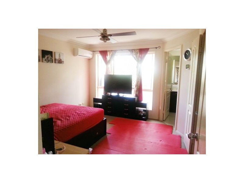 53 Dyson Ave, Sunnybank QLD 4109