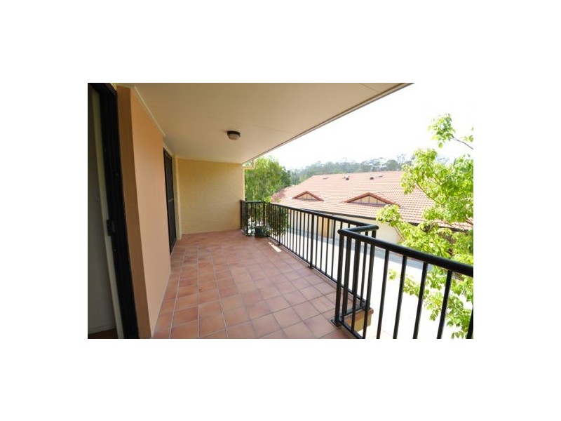 15/9 Pamela Place, Kenmore Hills QLD 4069