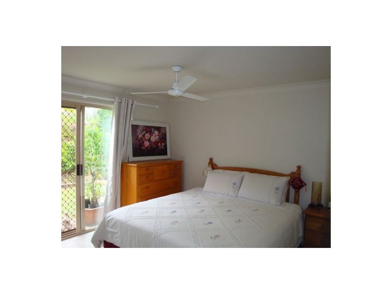 8 Manor St, Eight Mile Plains QLD 4113